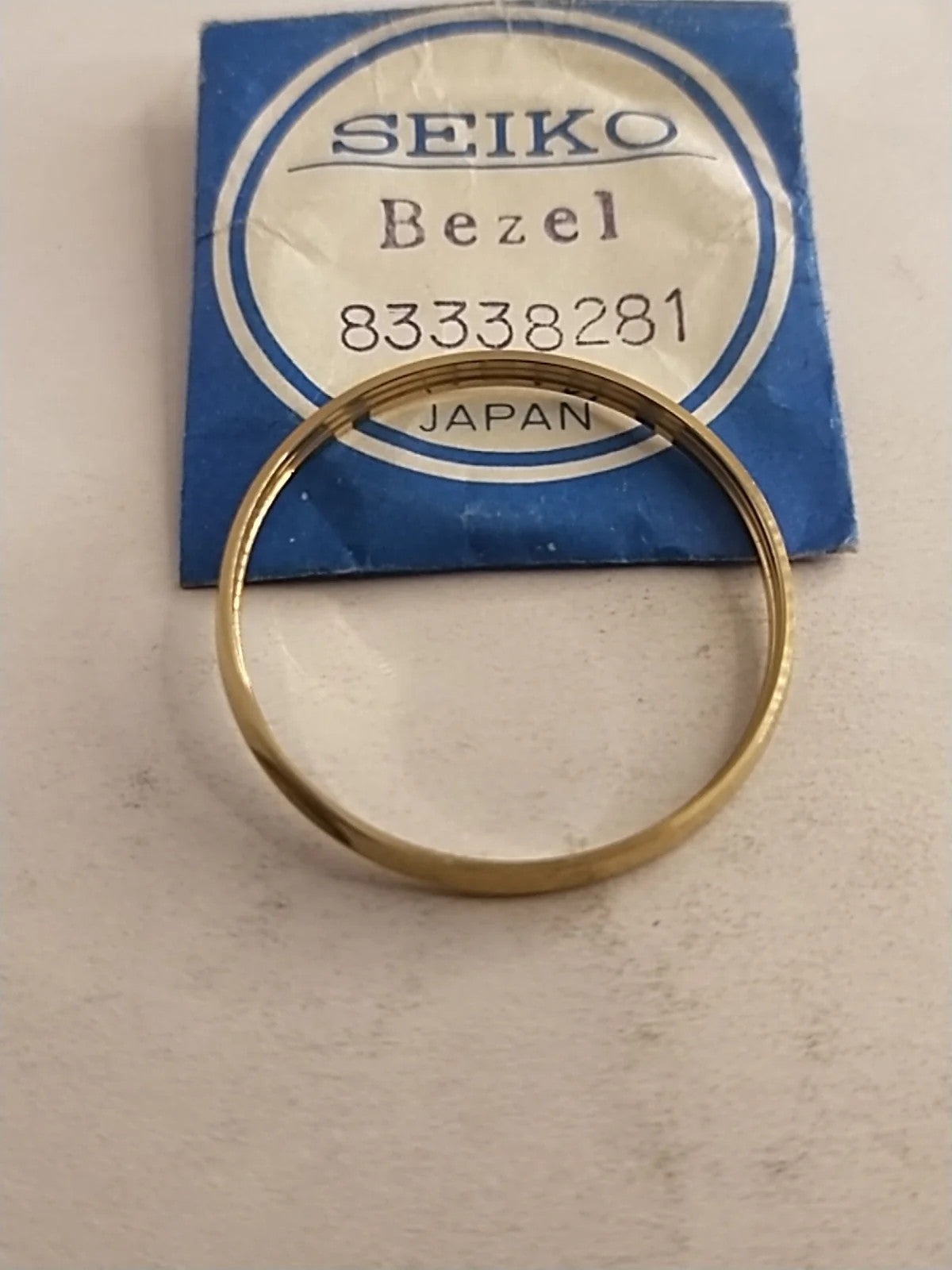 NOS Seiko original Bezel / Part 8333 8281