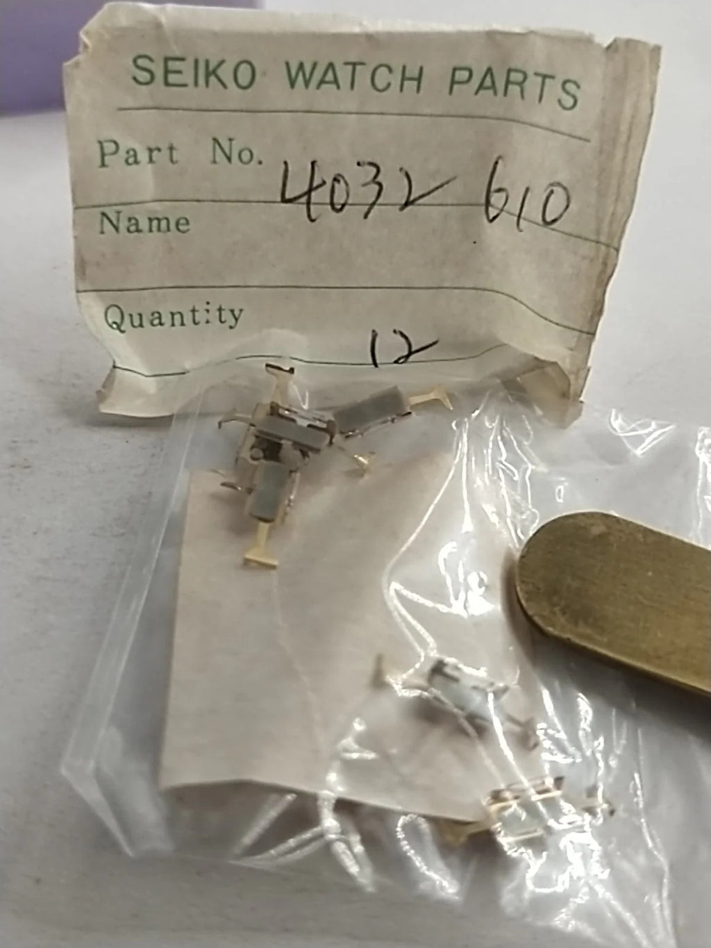 NOS Seiko original Digital Part . 4032 610 circuit light / Price for one piece