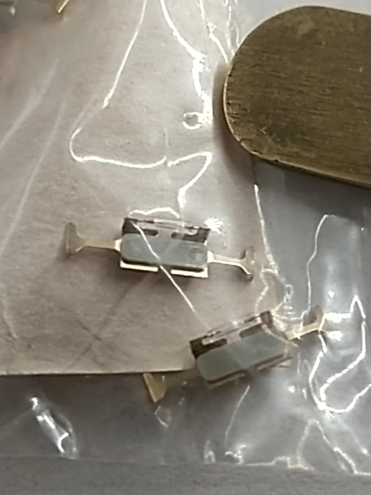 NOS Seiko original Digital Part . 4032 610 circuit light / Price for one piece