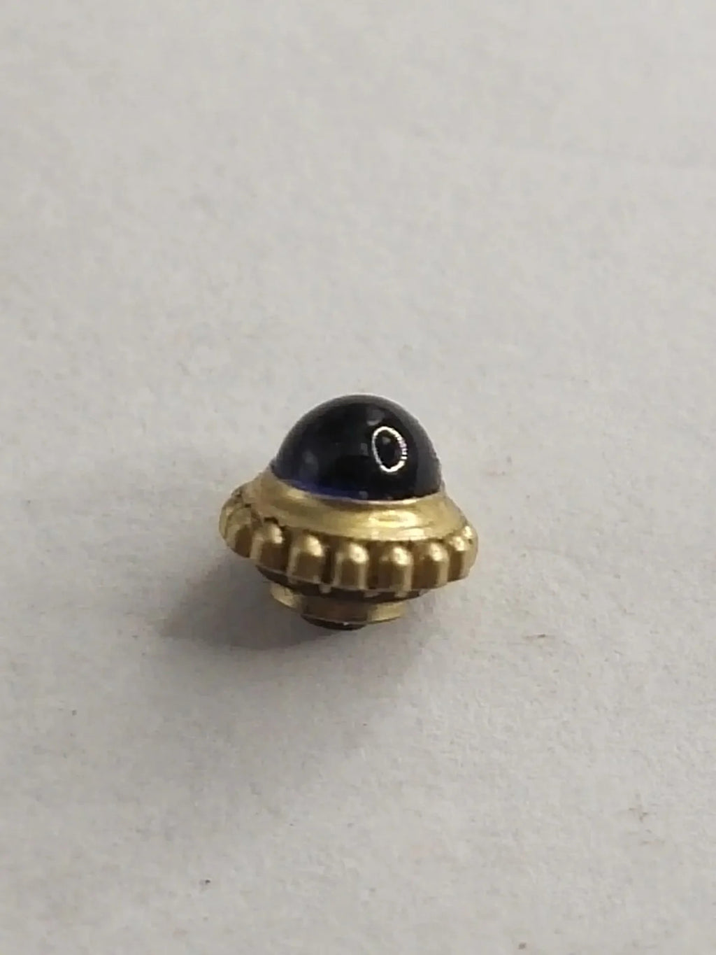 Original Cartier Crown 07960541With blue stone for Tank Must/dustproof / used