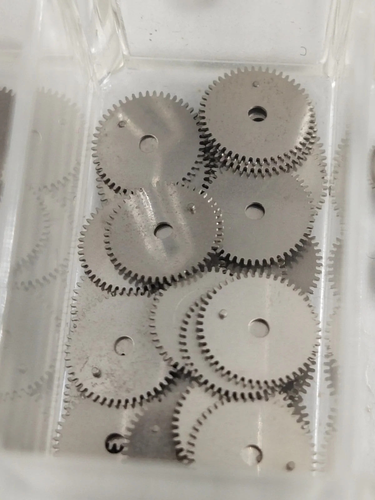 NOS Seiko Date Draiving wheel Parts 802 005 / 1 Pc