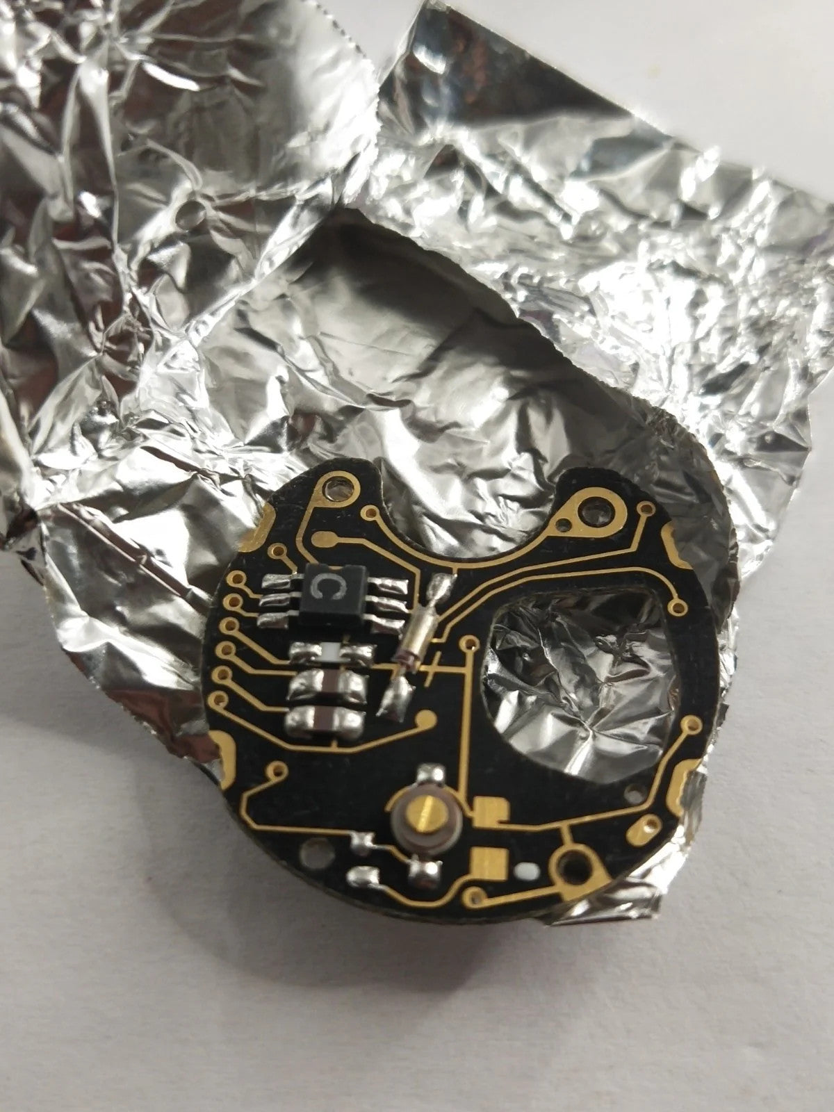 NOS Seiko original circuit part . 4001 230 /Price for one piece