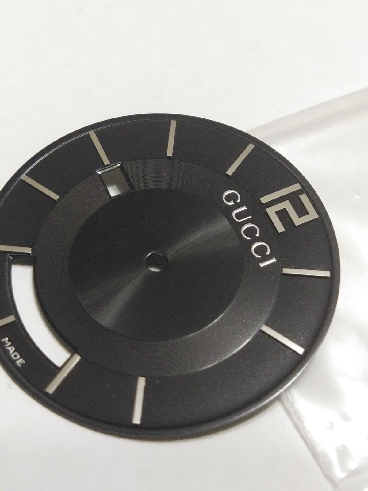 GUCCI Original / Dail /Day Date  / Part No. YDA05012/  black color 