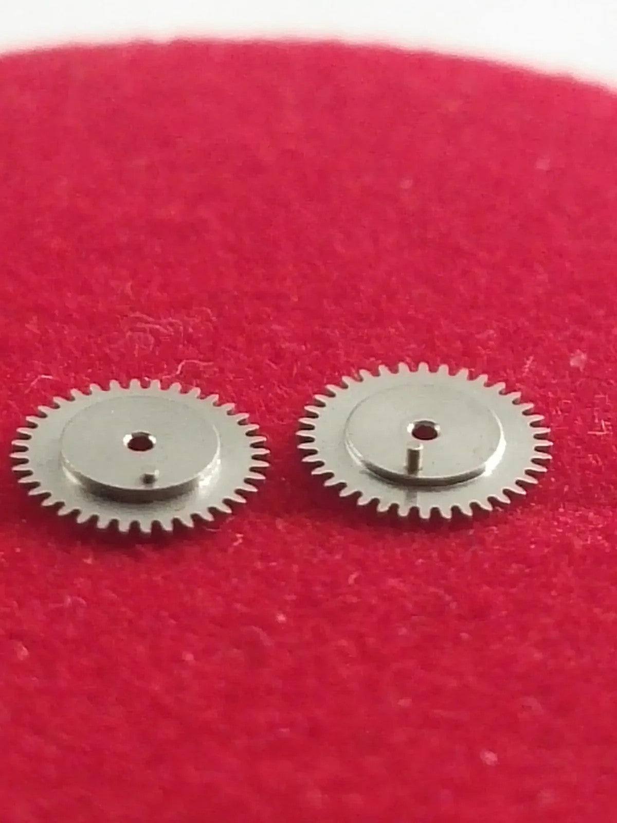 NOS Seiko Date Draiving wheel Parts 802 221 / 1 Pc