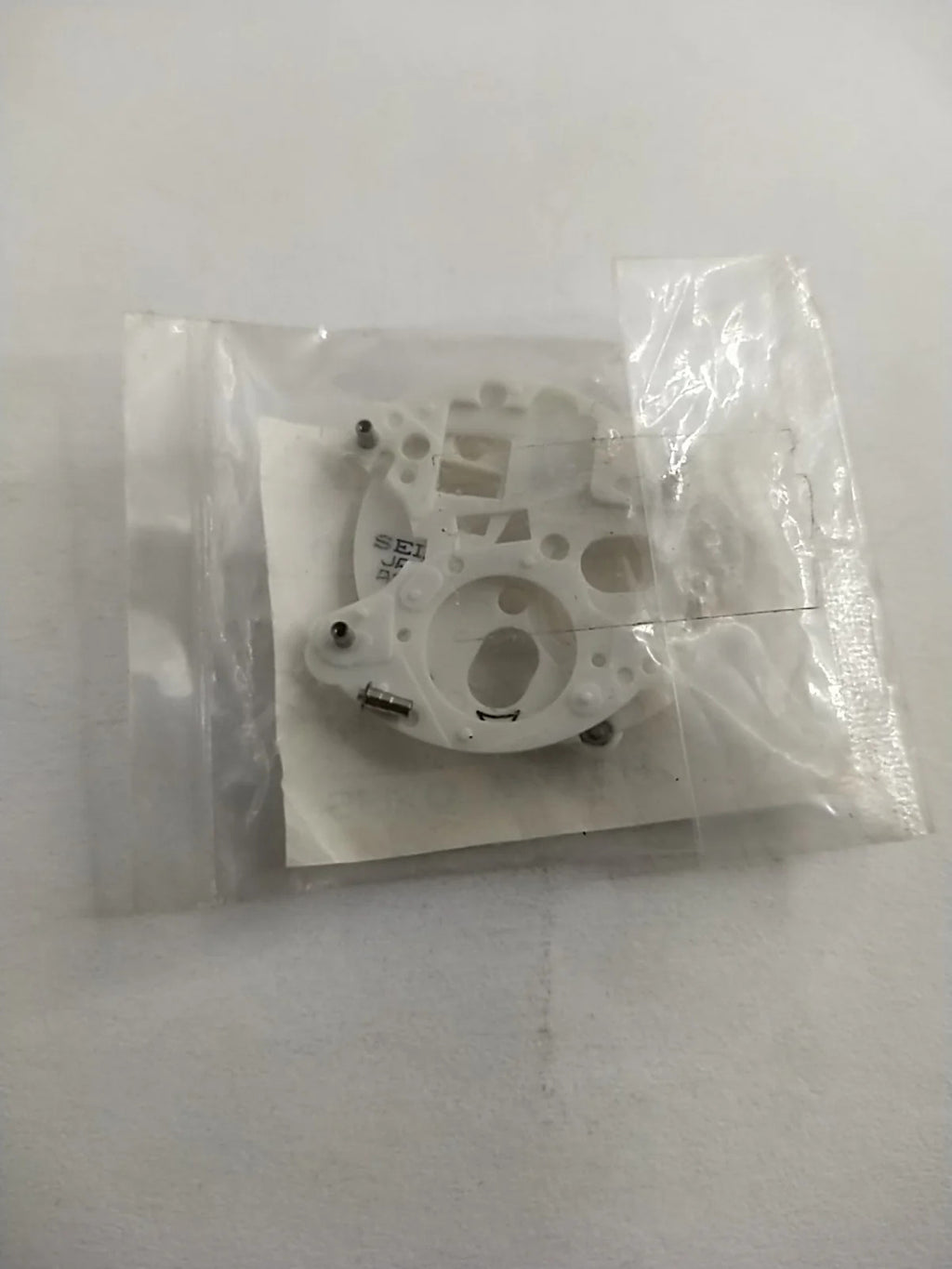 NOS Seiko original Digital Part . 4398 236 Price for one piece