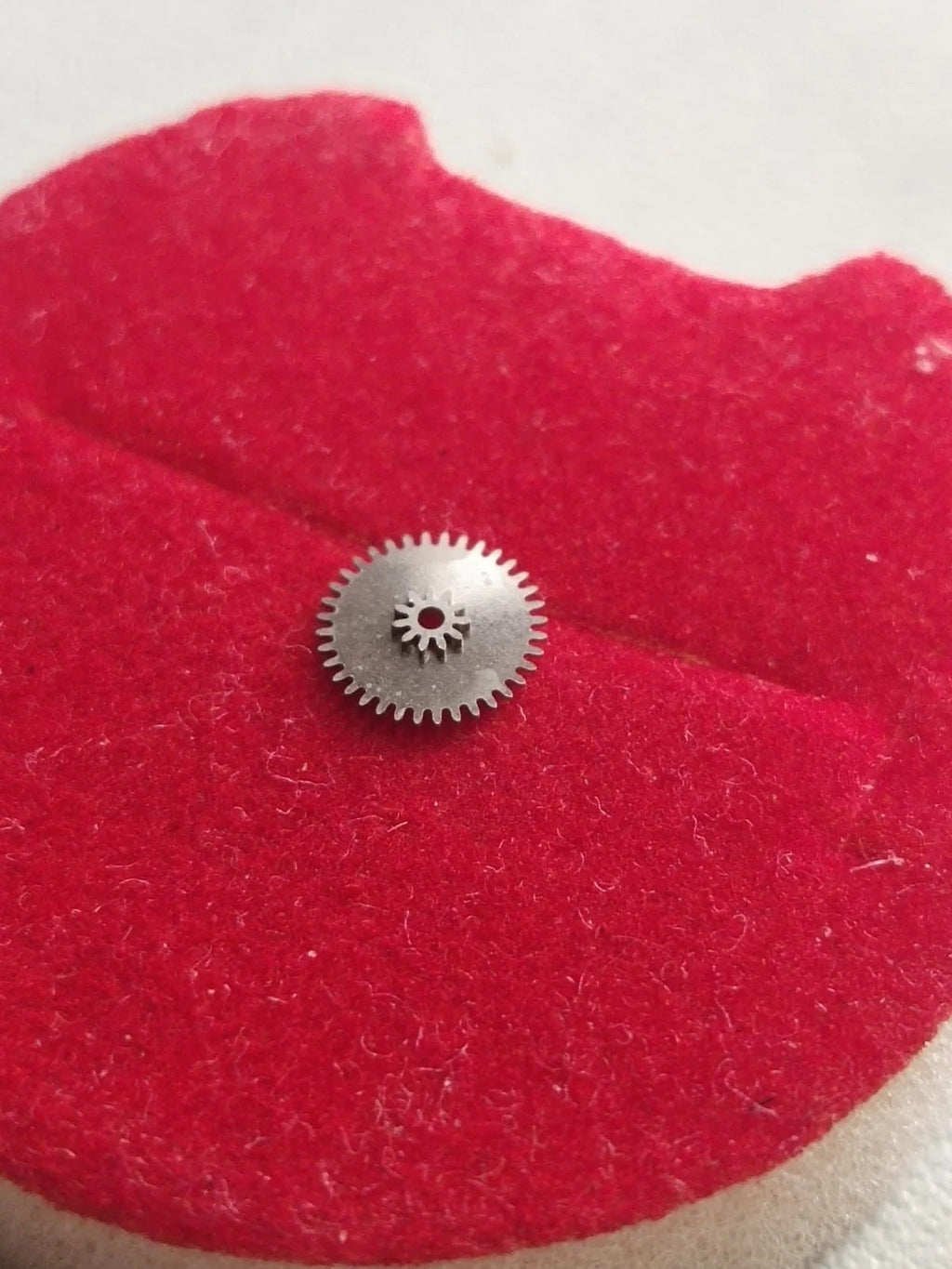 NOS Seiko Parts 514 001 Cal. 5106A/1pc