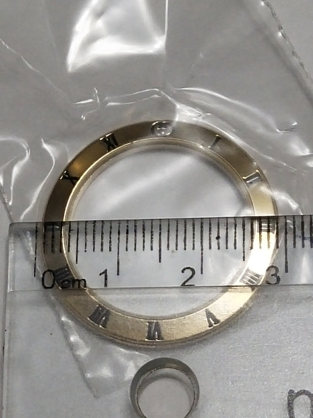 GUCCI Original / Complete Case/ Part No. 102.3800./ 3800jr Gold color 