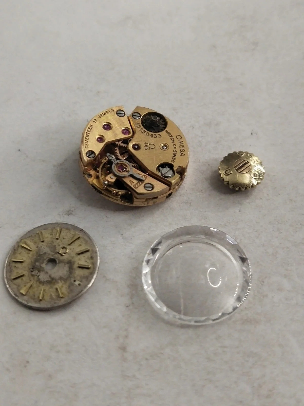 Omega 404 movement for spare parts / used / read description good