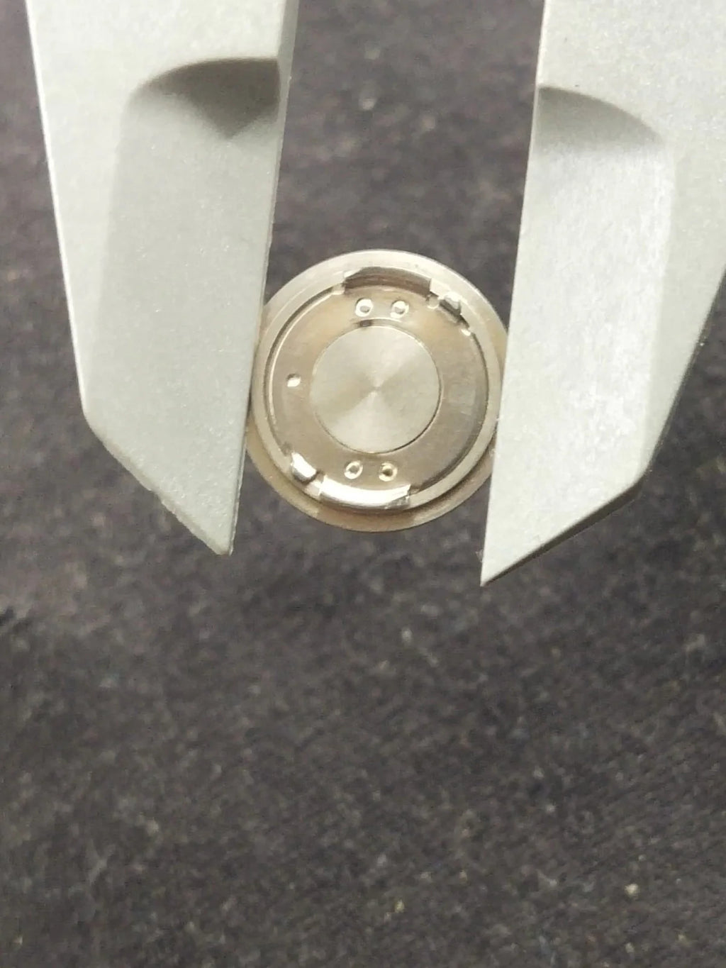 NOS Seiko Part . 8359 9649 Battery Hatch Cover