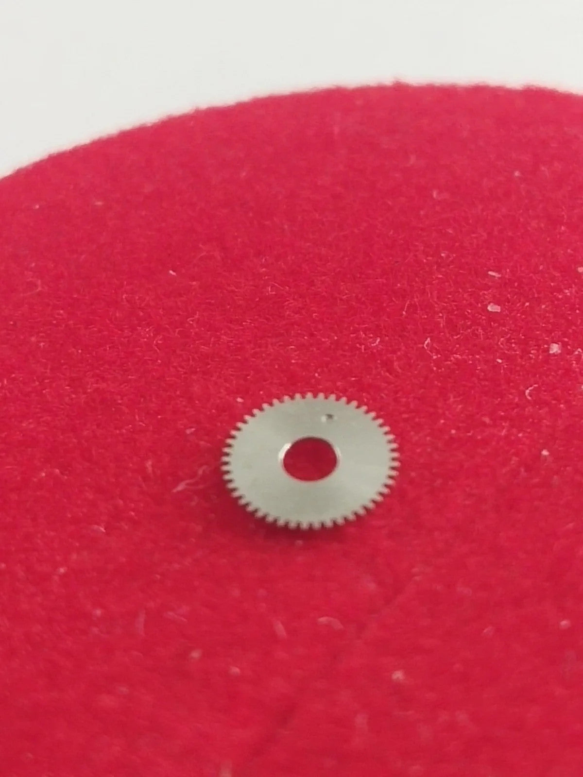 NOS Seiko Date Draiving wheel Parts 802 013 / 1 Pc