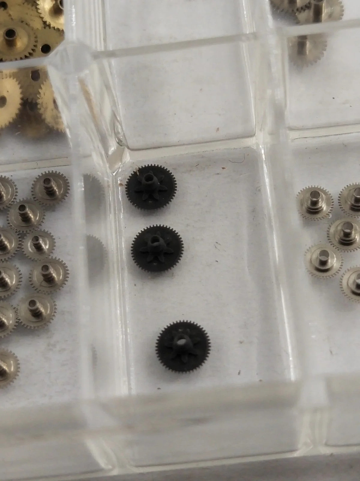 NOS SEIKO hour wheel Part 271 +++ Price from 25 to 40 per piece