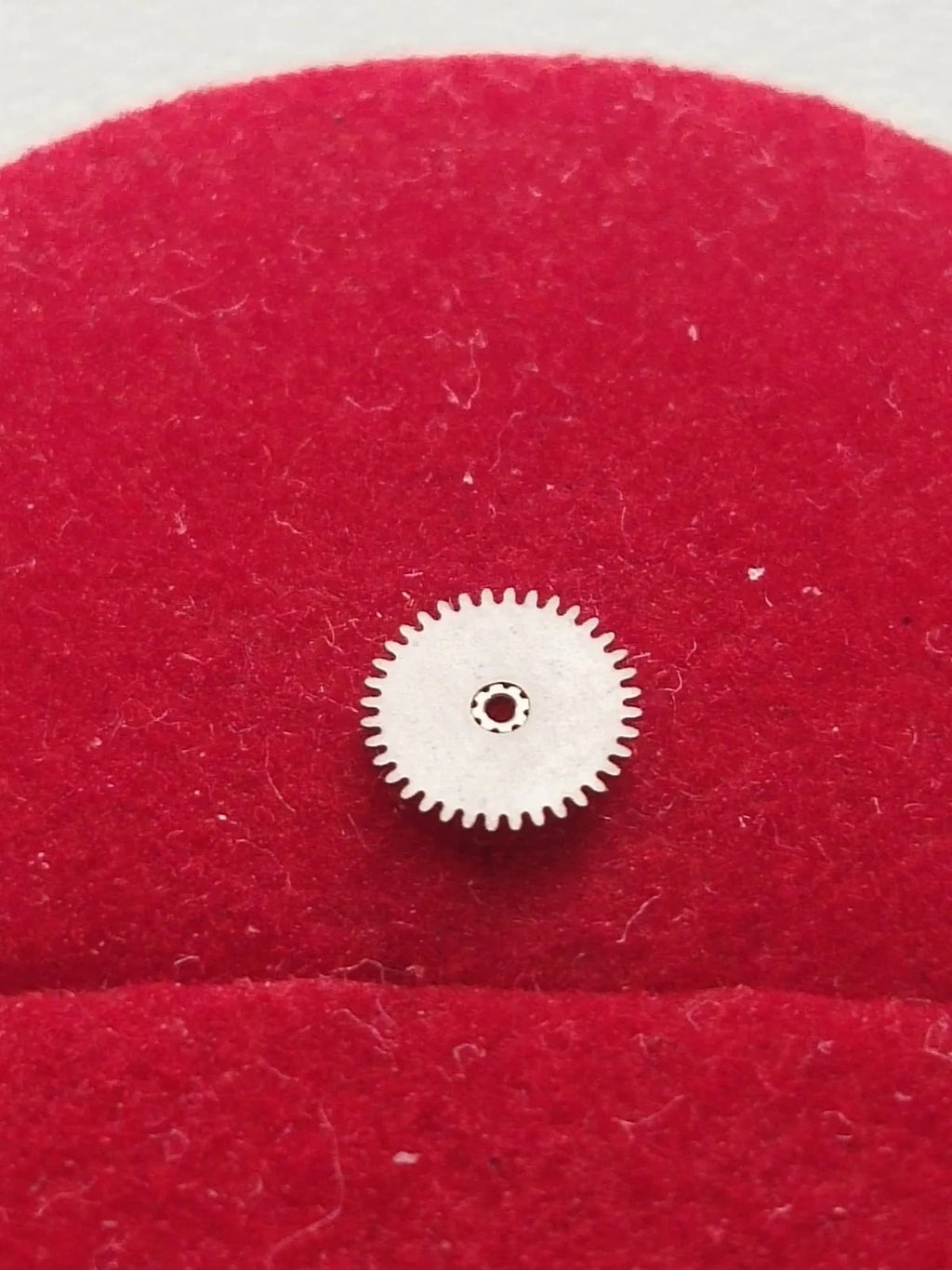 NOS Seiko Parts 261 611/Cal. 6138A.B/1 Pc