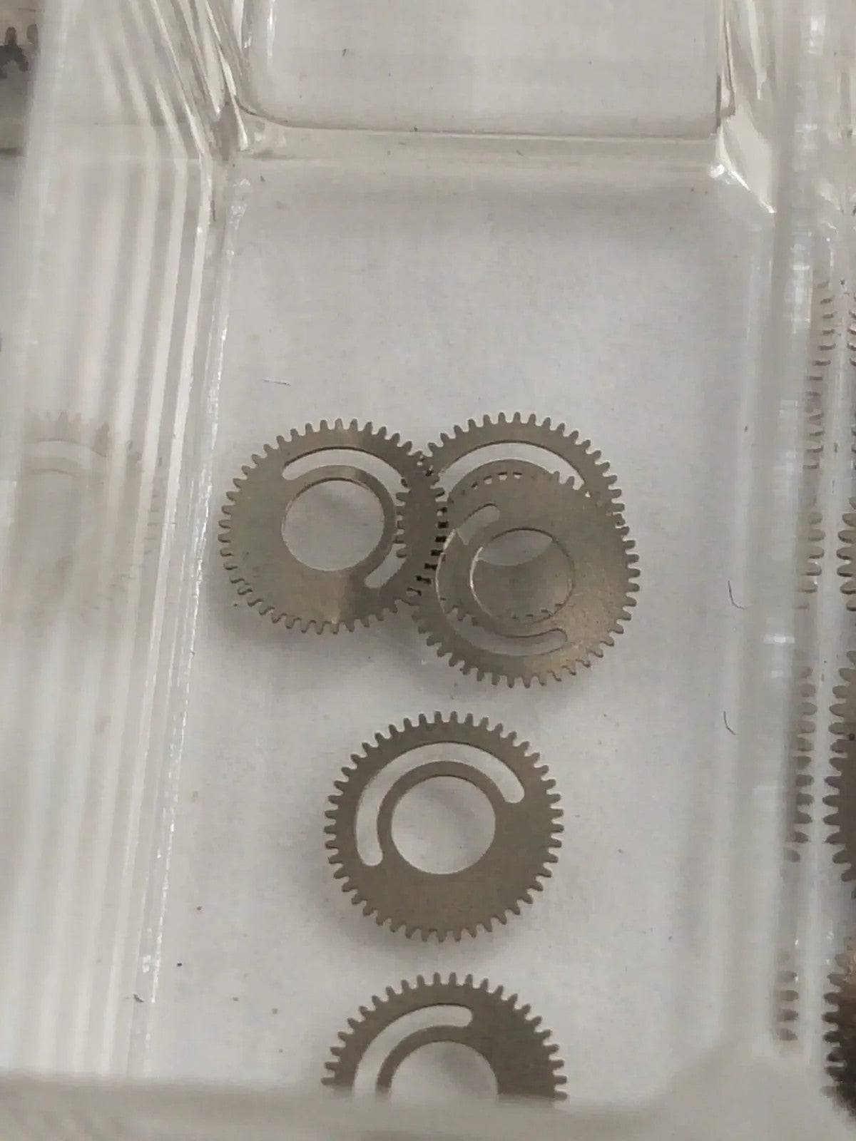 NOS Seiko Date Draiving wheel Parts 802 490 / 1 Pc