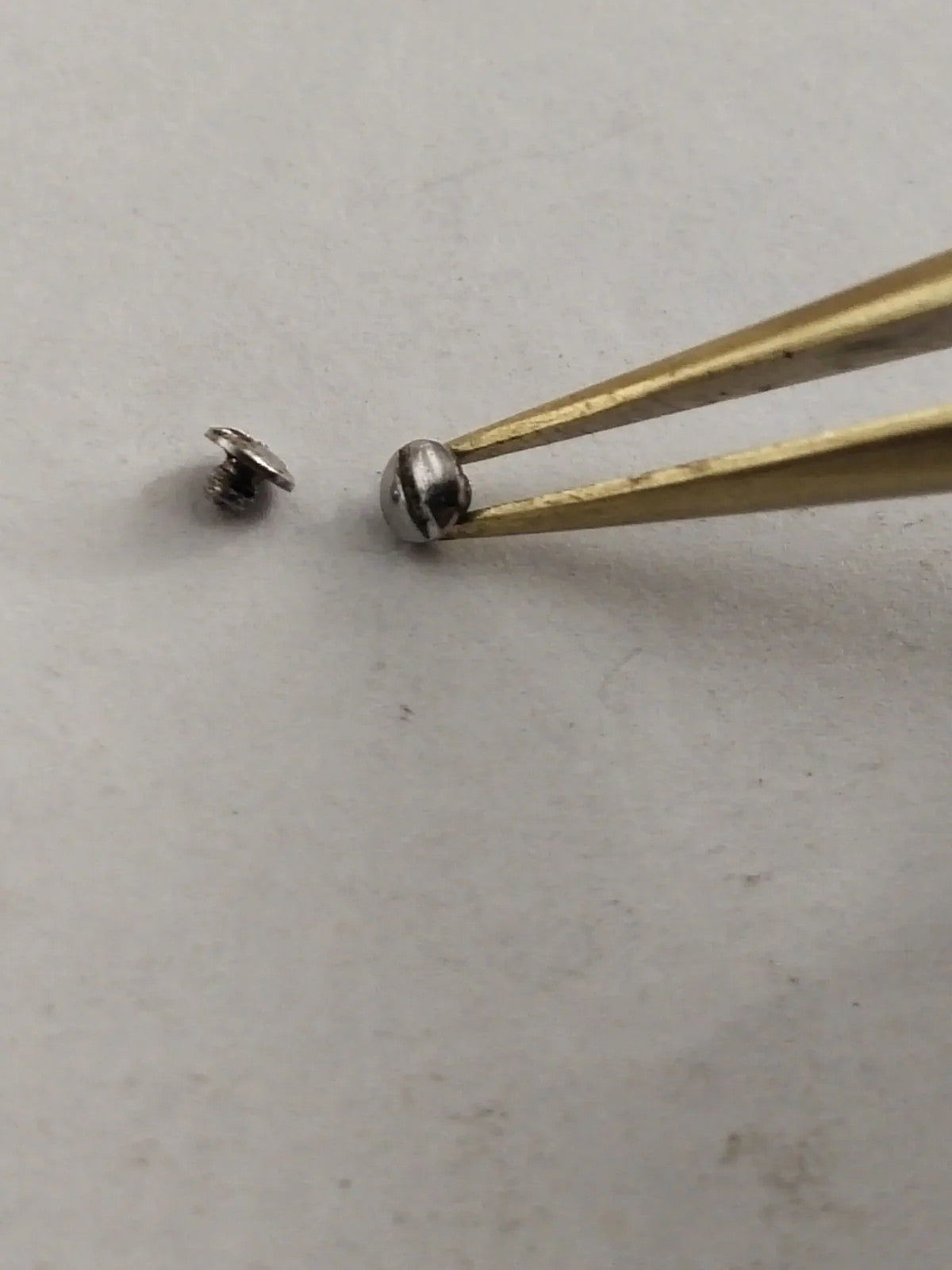 Original EBEL screws for the upper puzzle / Used 3ps