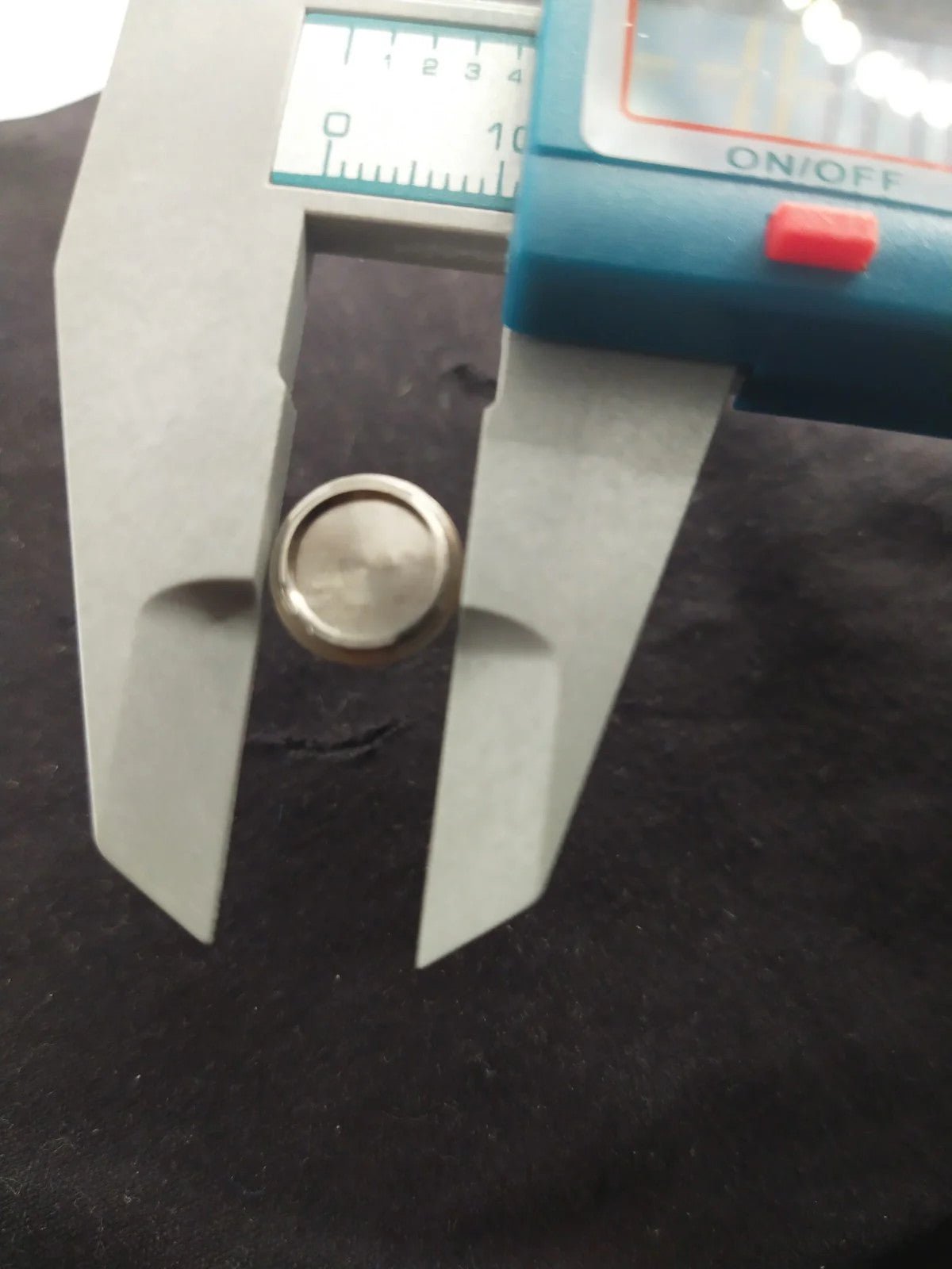 NOS Seiko Part . 8359 1799 Battery Hatch Cover