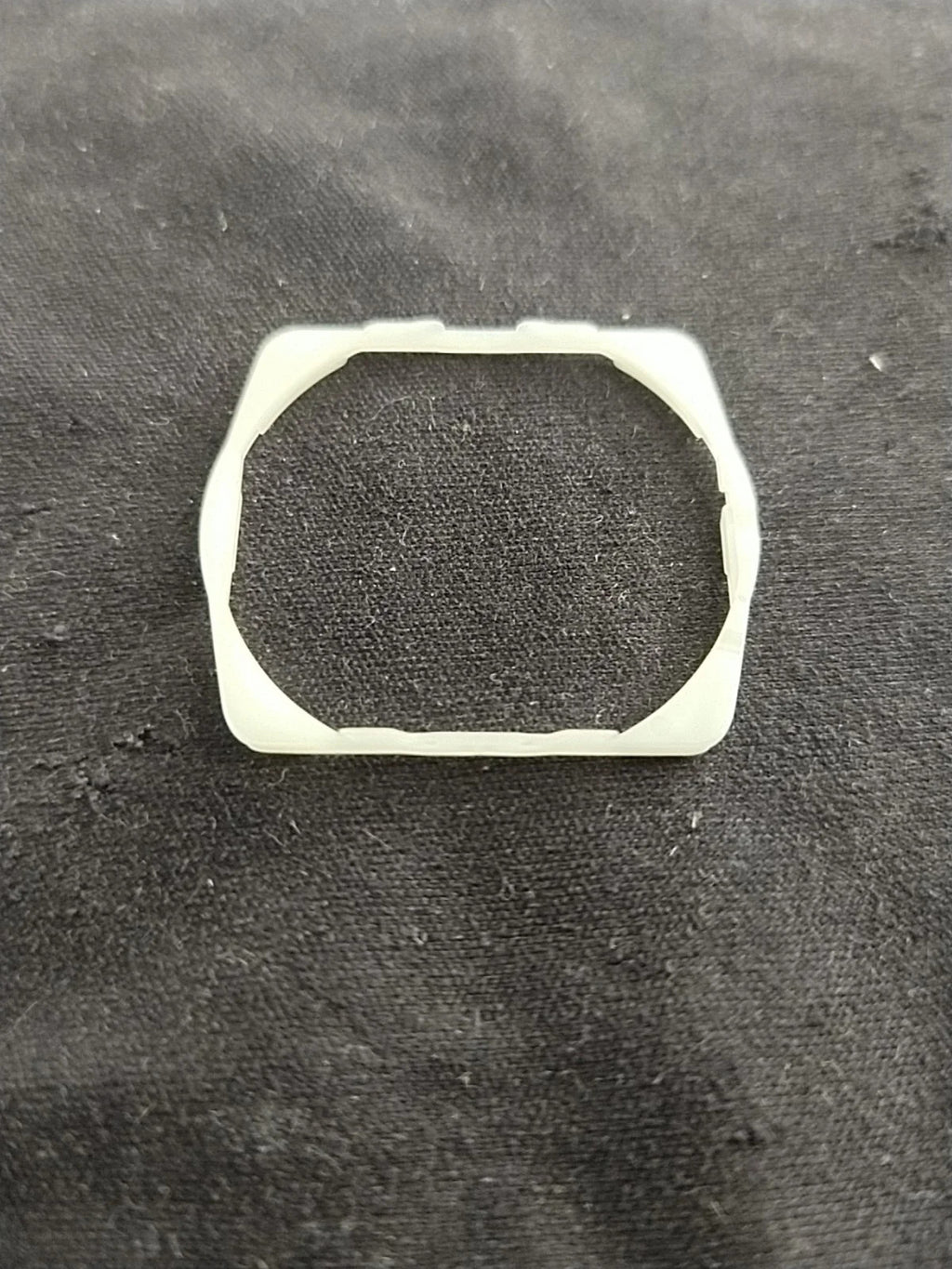 NOS Seiko Part . 8609 0770 / Holdingring For gasket