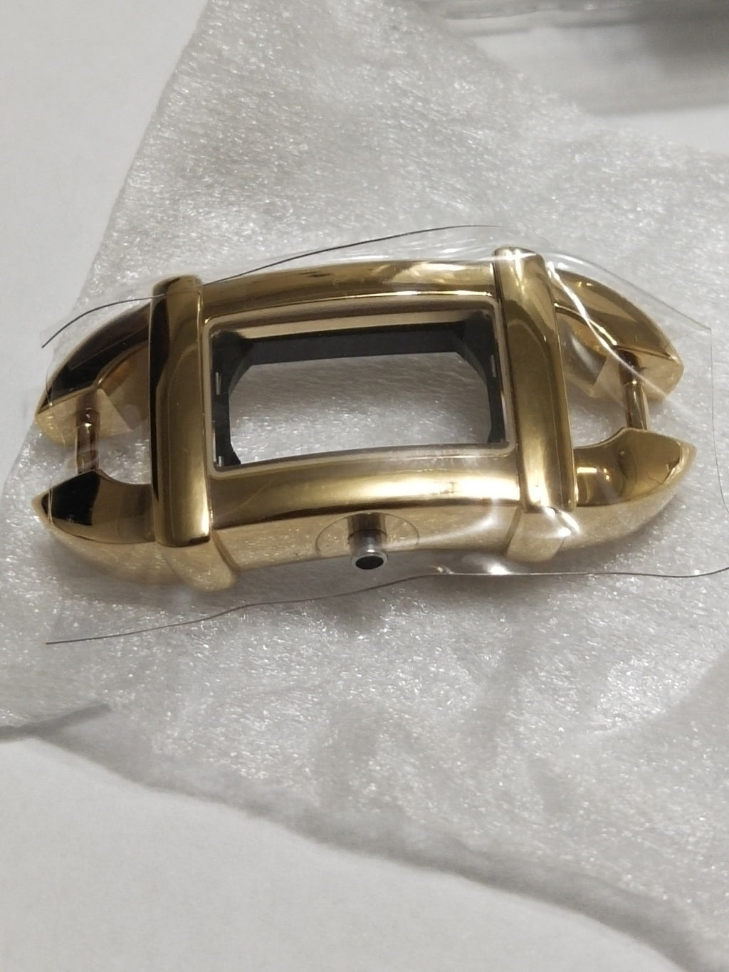 GUCCI Original / Complete Case/ Part No. YDA04040/ 6800L Gold color 