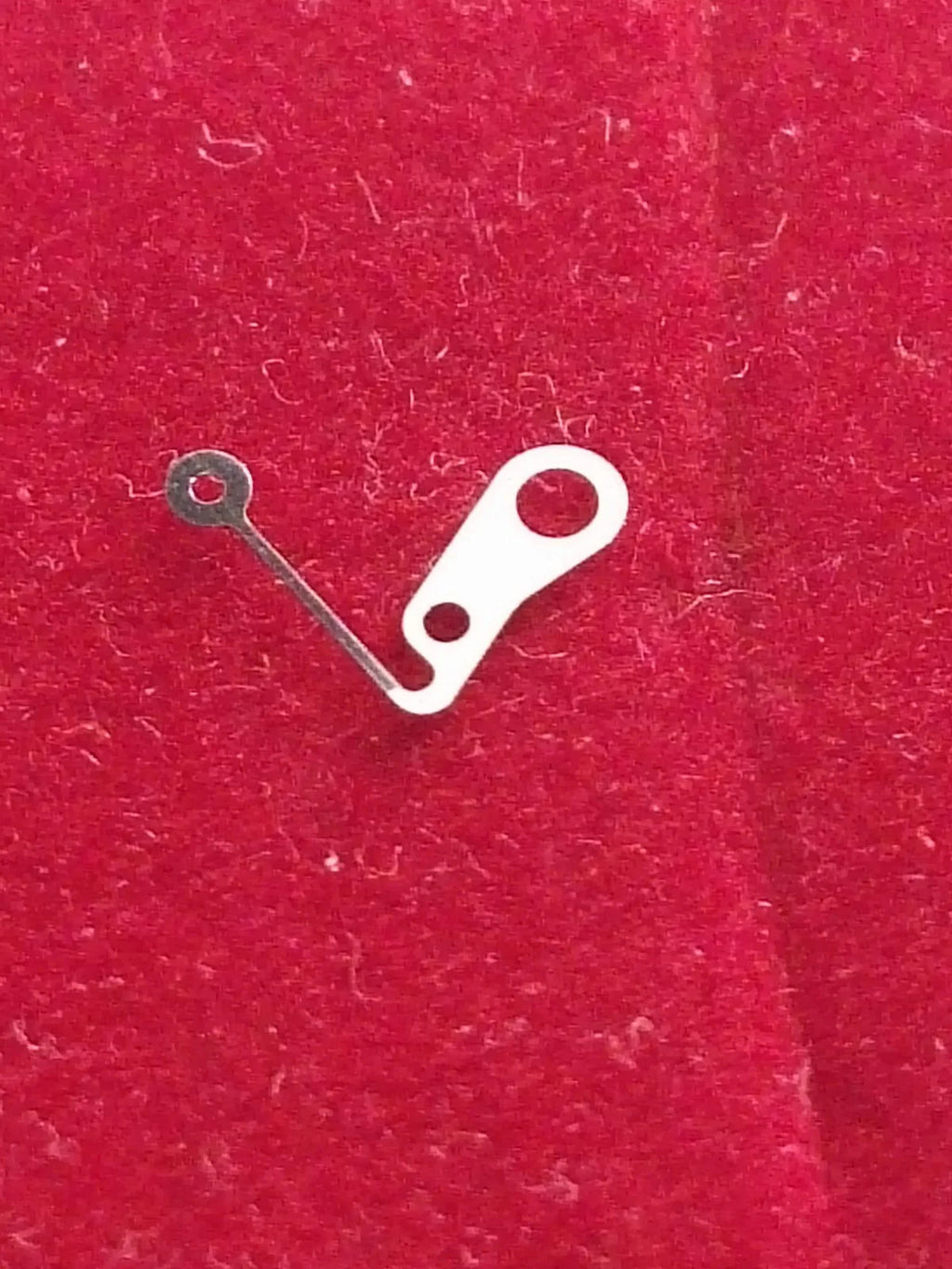 NOS Seiko Parts 560 002 /1pc
