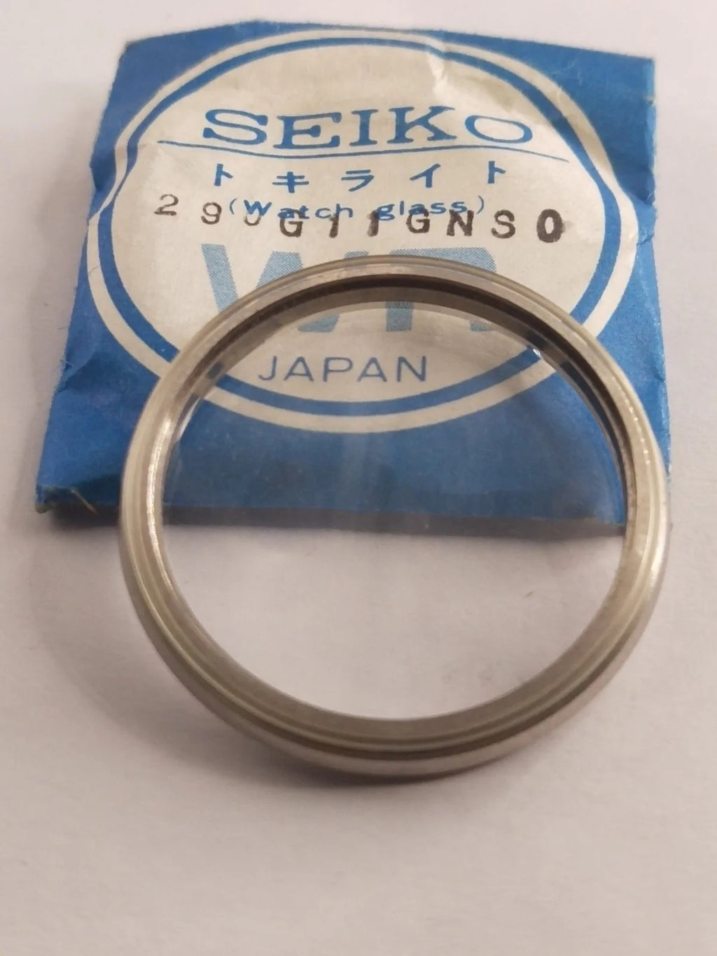 New Old Stok original Seiko glass 290G11GNS