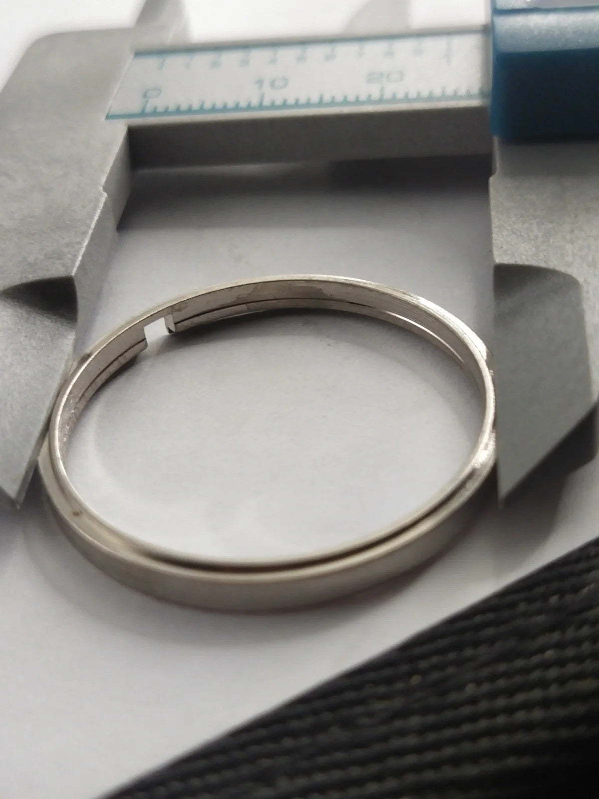 NOS Seiko Part . 8310 0981 / Case Ring