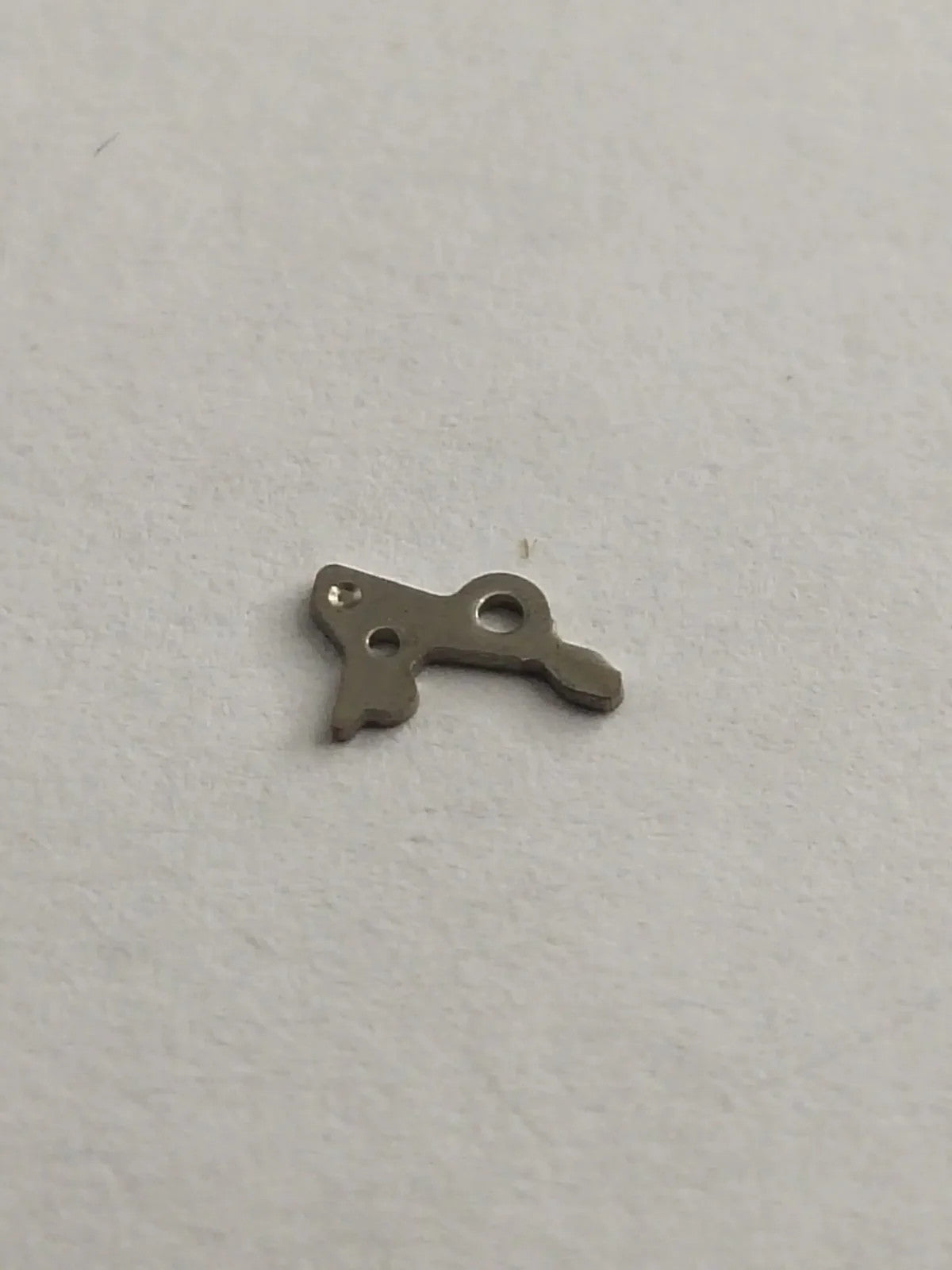 NOS SEIKO PARTS / Sitting lever/ Part . 383 670 /1pc