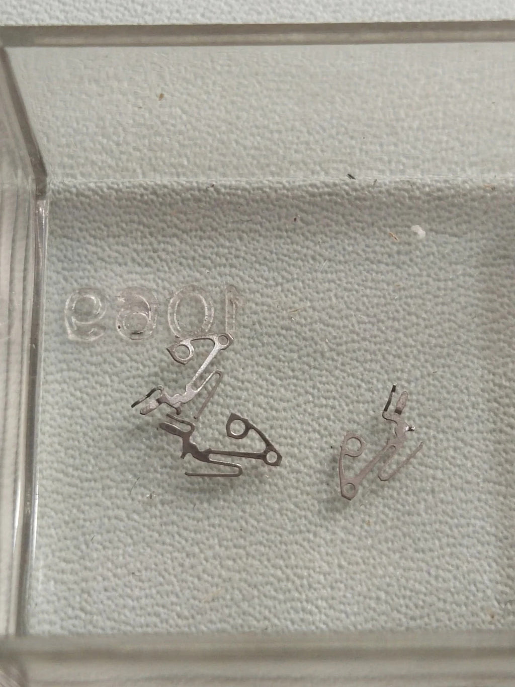 Seiko Part. 384 053 yoke Part Cal. 4N00A/4N01B/4N20B/4N01B (1pc