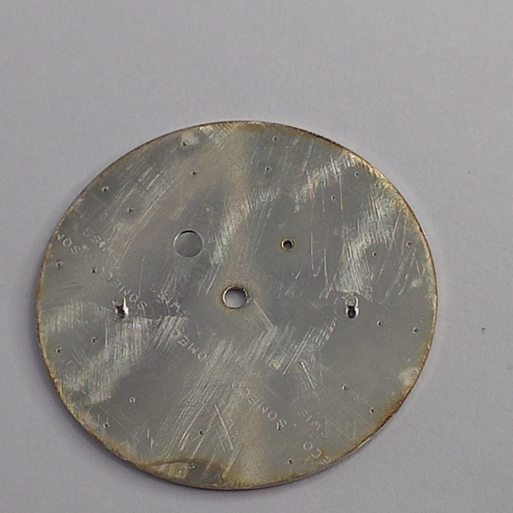 GUCCI Original /  Dail / Part No. 051./ Color  SILVER