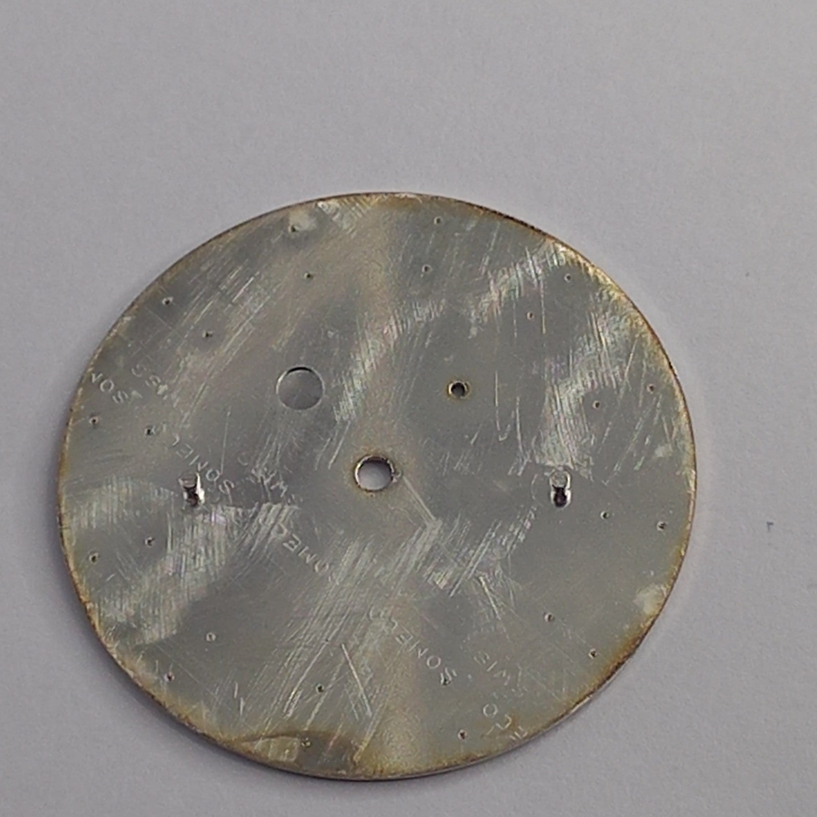 GUCCI Original /  Dail / Part No. 051./ Color  SILVER