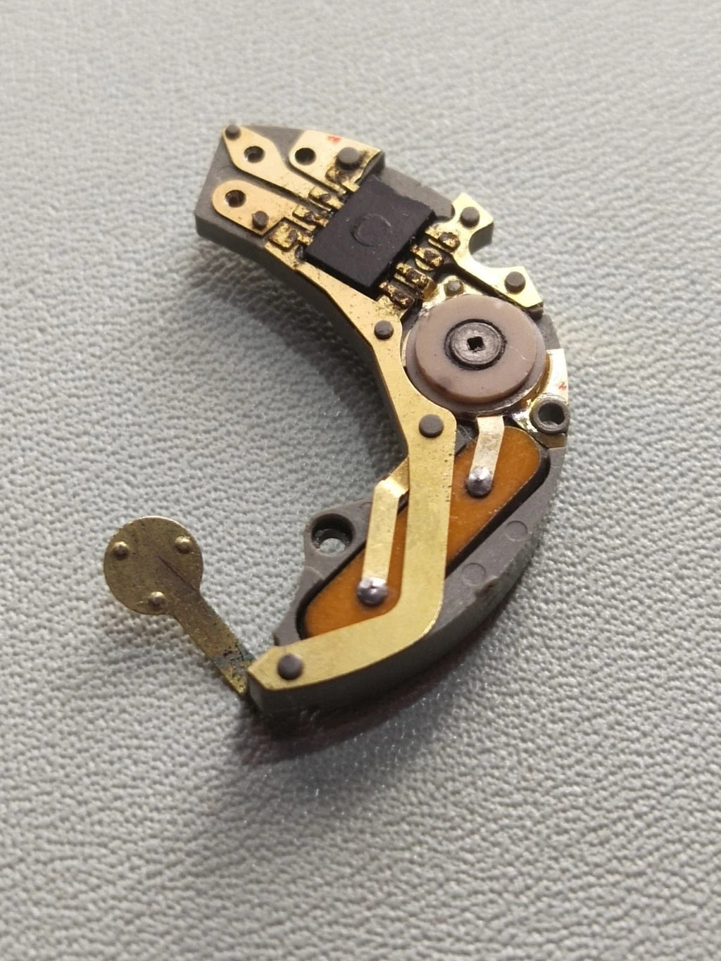 OMEGA 1310-9100 Circuit Block / Full work / Used .....1pc