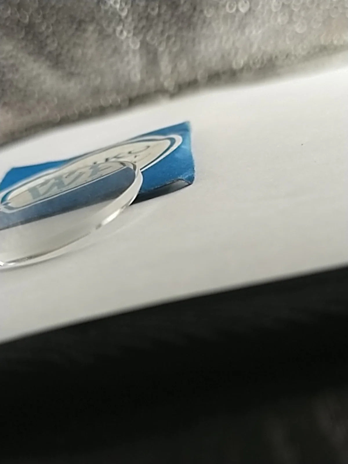 New Old Stok original Seiko glass 305W12GN