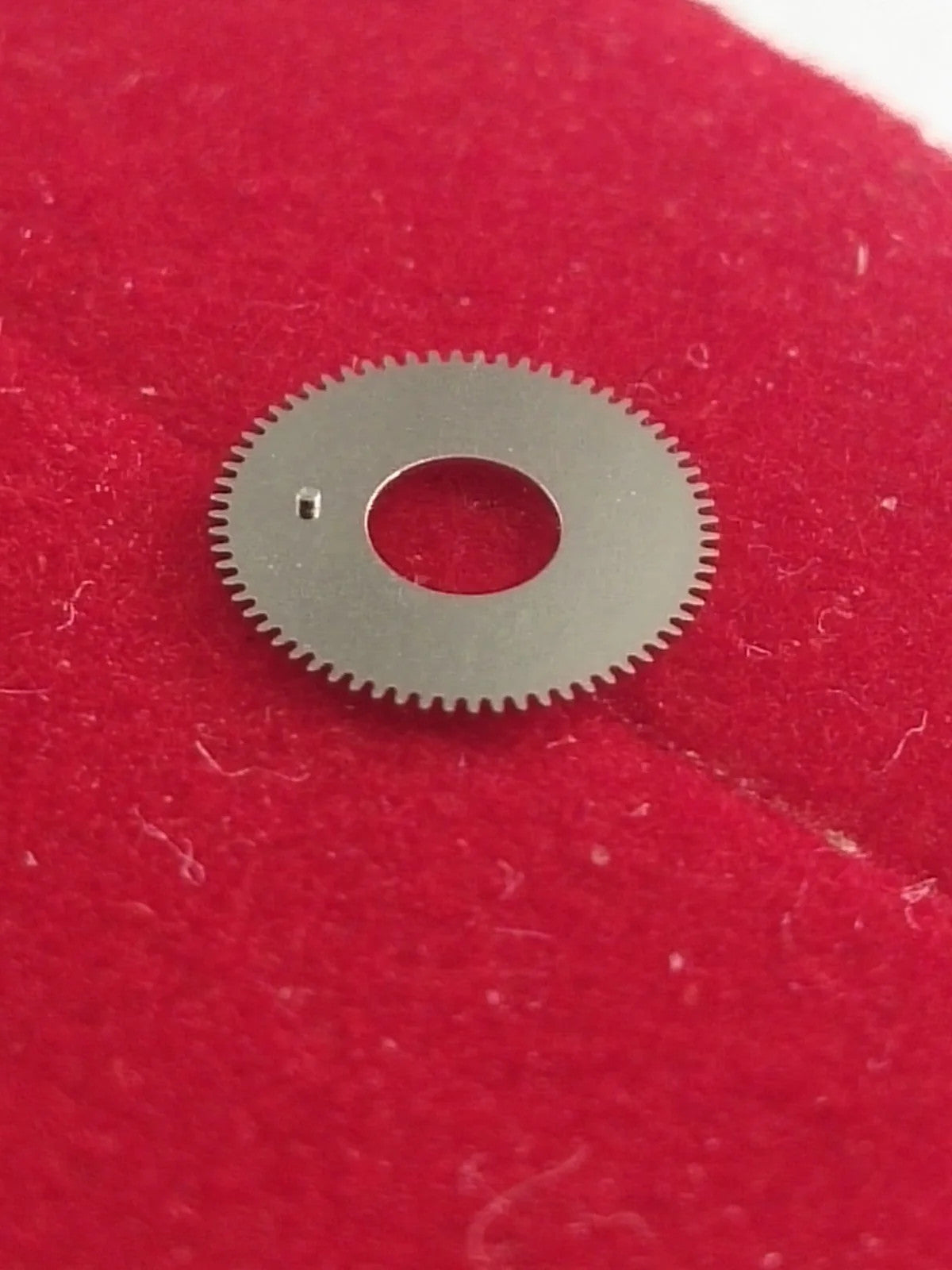 NOS Seiko Date Draiving wheel Parts 802 019 / 1 Pc