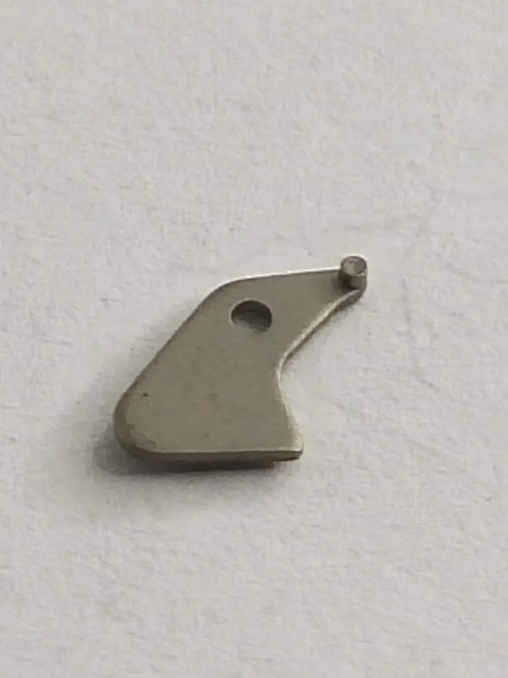 NOS SEIKO PARTS / Sitting lever/ Part . 383 660 / Cal . 6618A/6602B/66A/1pc