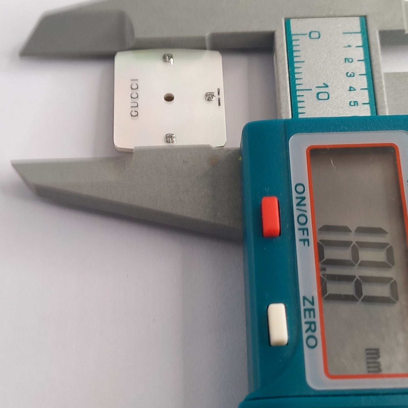 GUCCI Original / Dimonde Dail  / Part No. YDA05252/ MOTHER OF PEARL