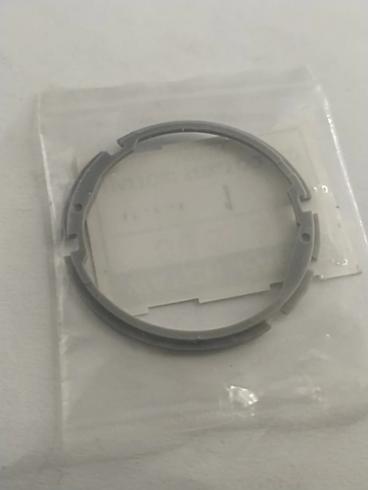 original Seiko Movement Rink between the dial and the movem 866 600