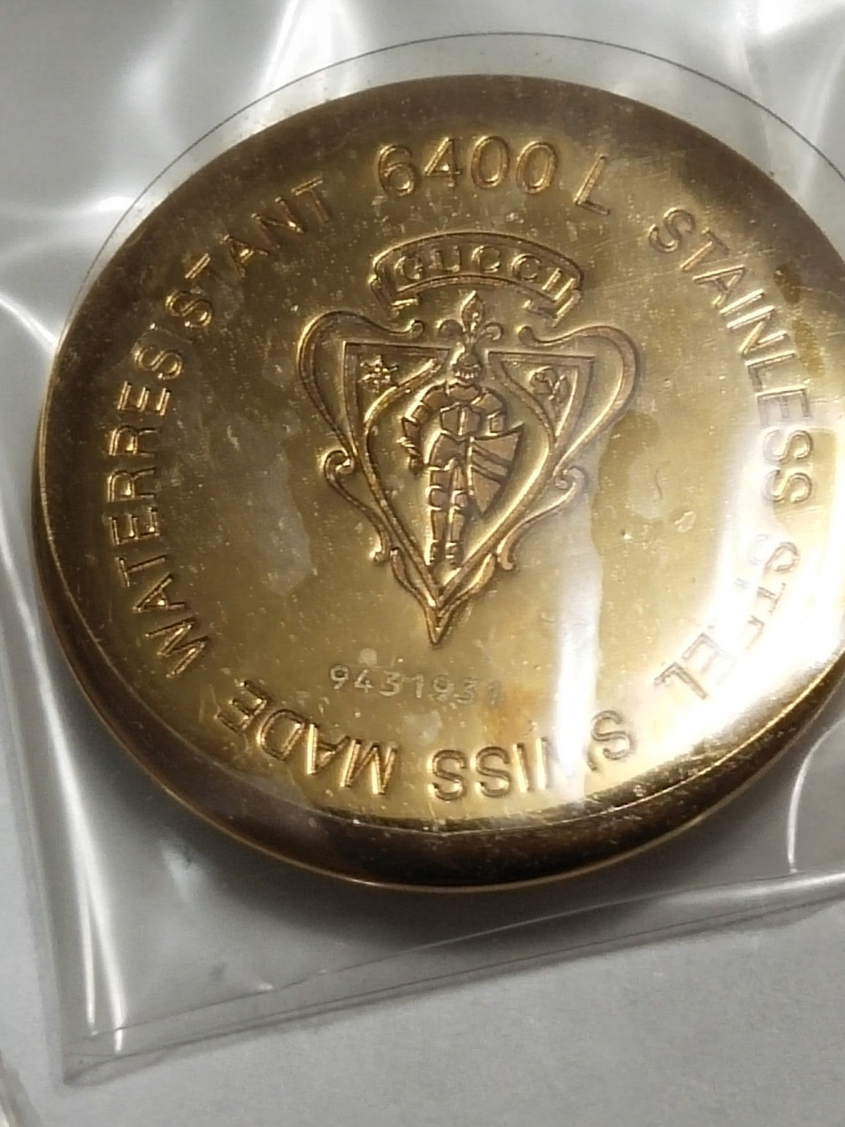 GUCCI Original / Complete Case/ Part No. 102.6400.2/ 6400L Gold color 