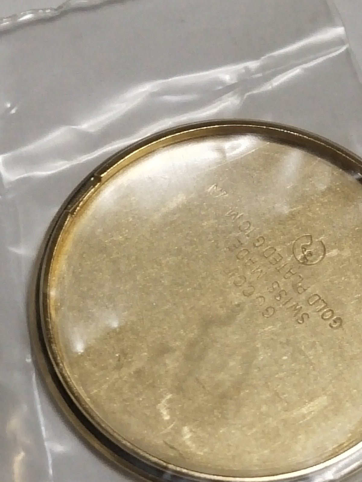 GUCCI Original /  Case Back/ Part No. 5300M/ Gold color 