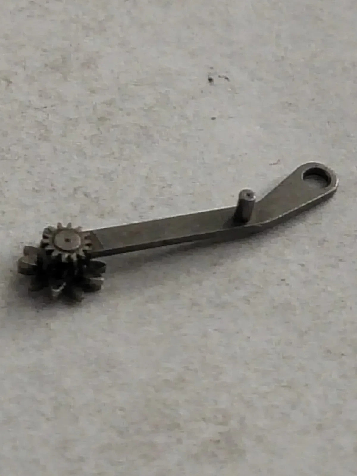 Omega original Cal/ 1020/1022/Part . 1020-1568 used