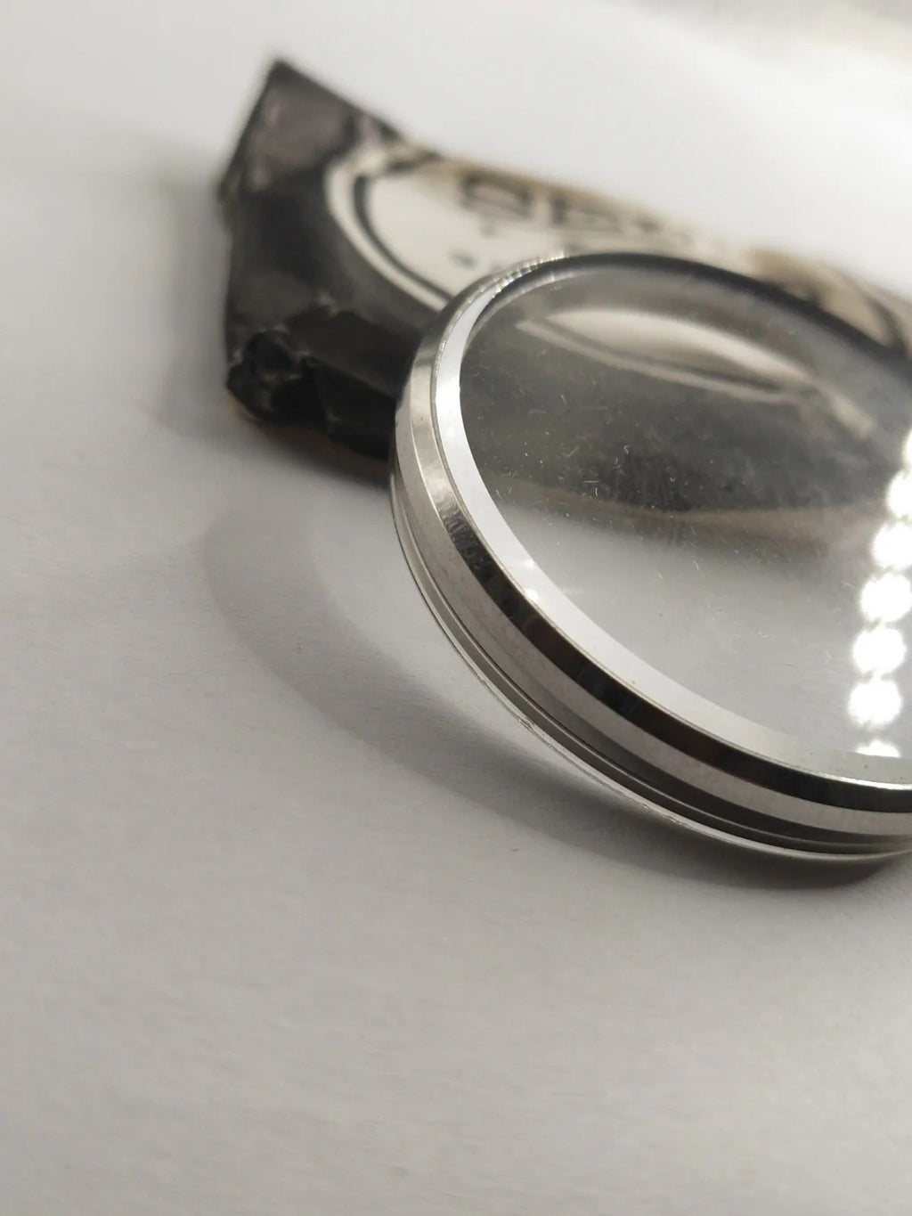 New old stock original Seiko glass 365V02GNS