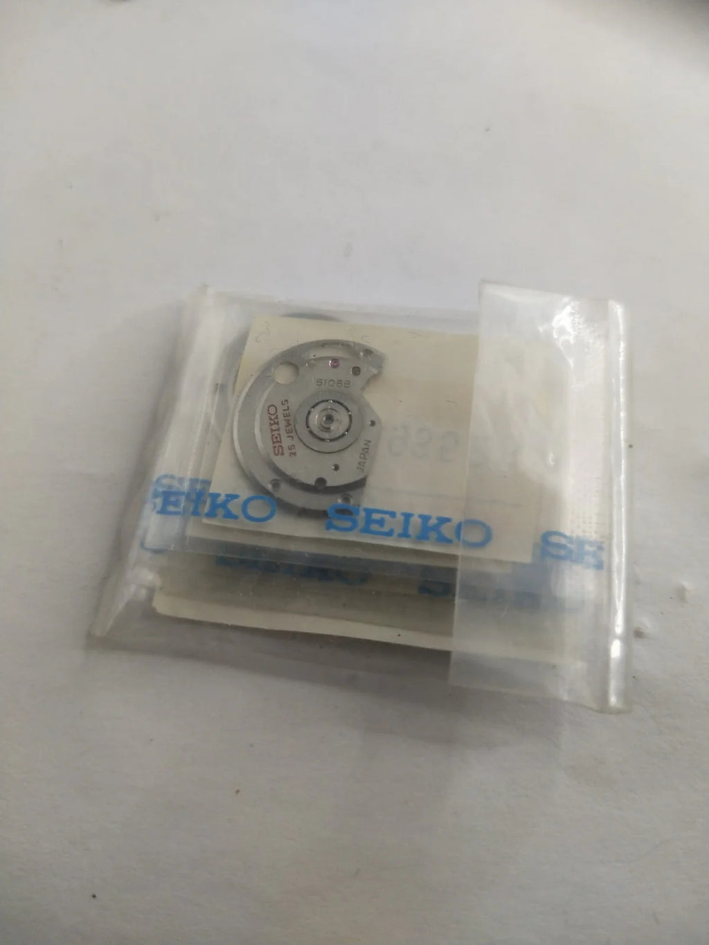 SEIKO NOS Part 193 525 Cal/ 6106/ Automatic winding framework