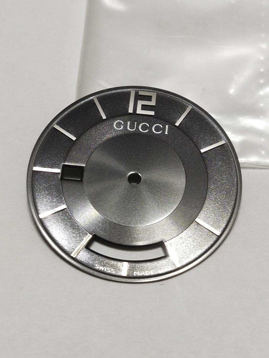 GUCCI Original / Dail /Day Date  / Part No. YDA05012/  black color 