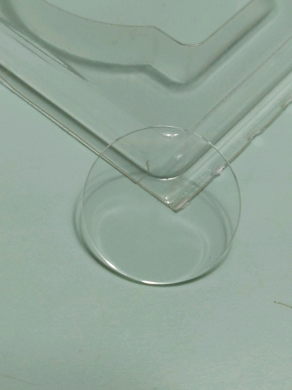 GUCCI Original /Crystal / Part No. 110.69 /0.7 Thickness 