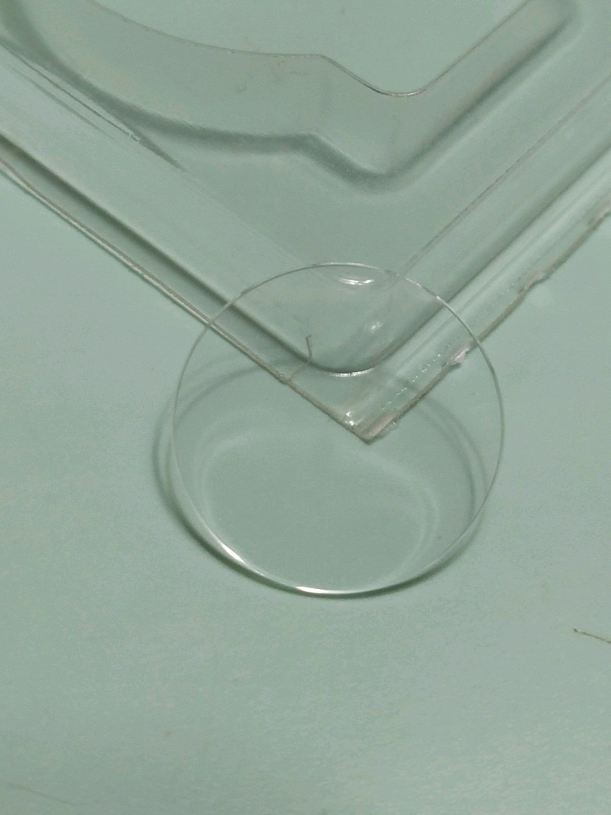 GUCCI Original /Crystal / Part No. 110.69 /0.7 Thickness 