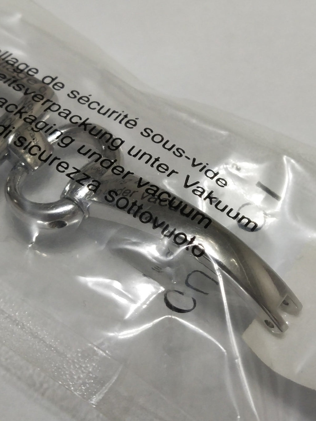 GUCCI Original / Complete Case/ Part No. YDA04112