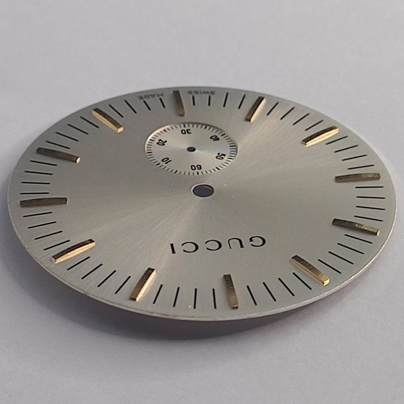 GUCCI Original /  Dail / Part No. 051./ Color  SILVER