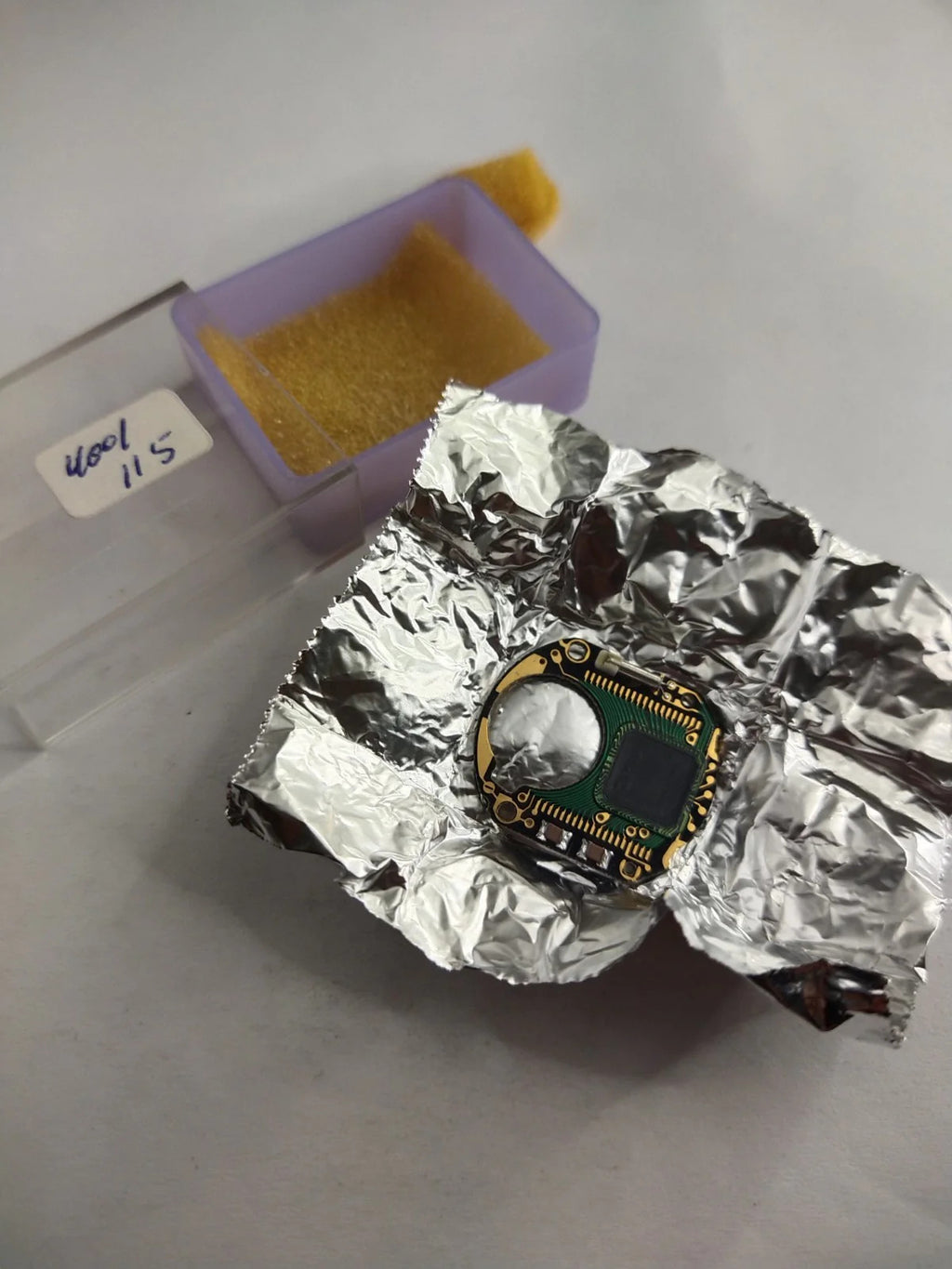 NOS Seiko original circuit part . 4001 115