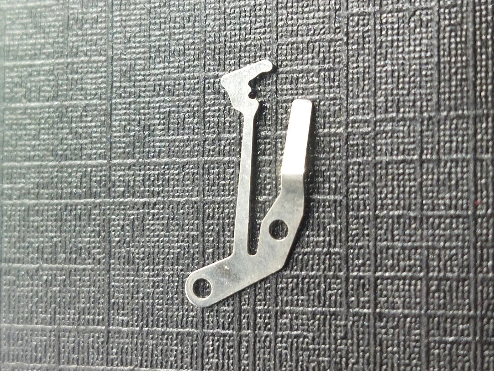 Seiko Part. 389 611 Sitting lever Axel Spring (1pc
