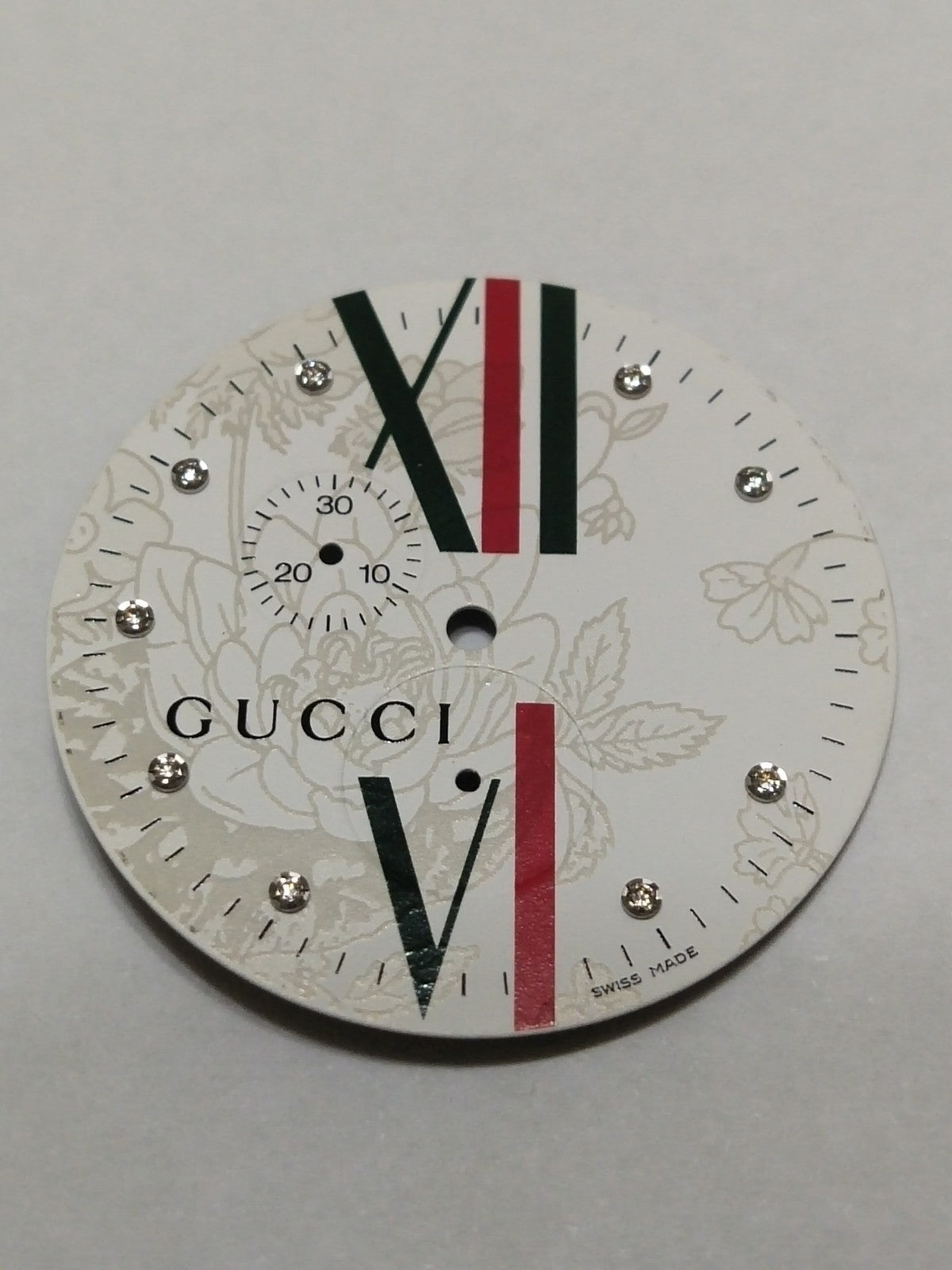 GUCCI Original / Dail chronograph diamond/ Part No. YD05069 / white color 