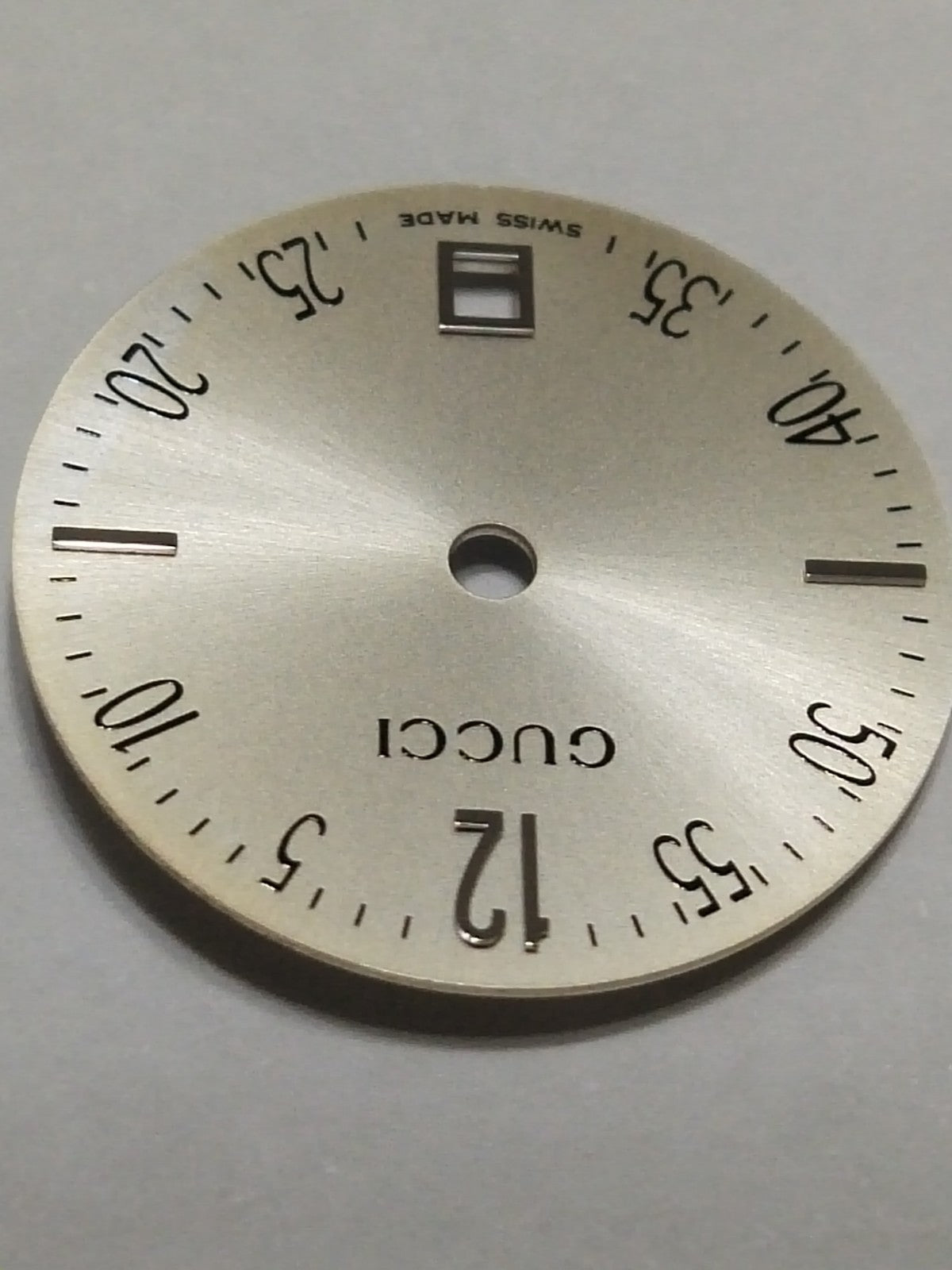 GUCCI Original / Dail  / Part No. YDA051.A422.4/ Creamy  color 