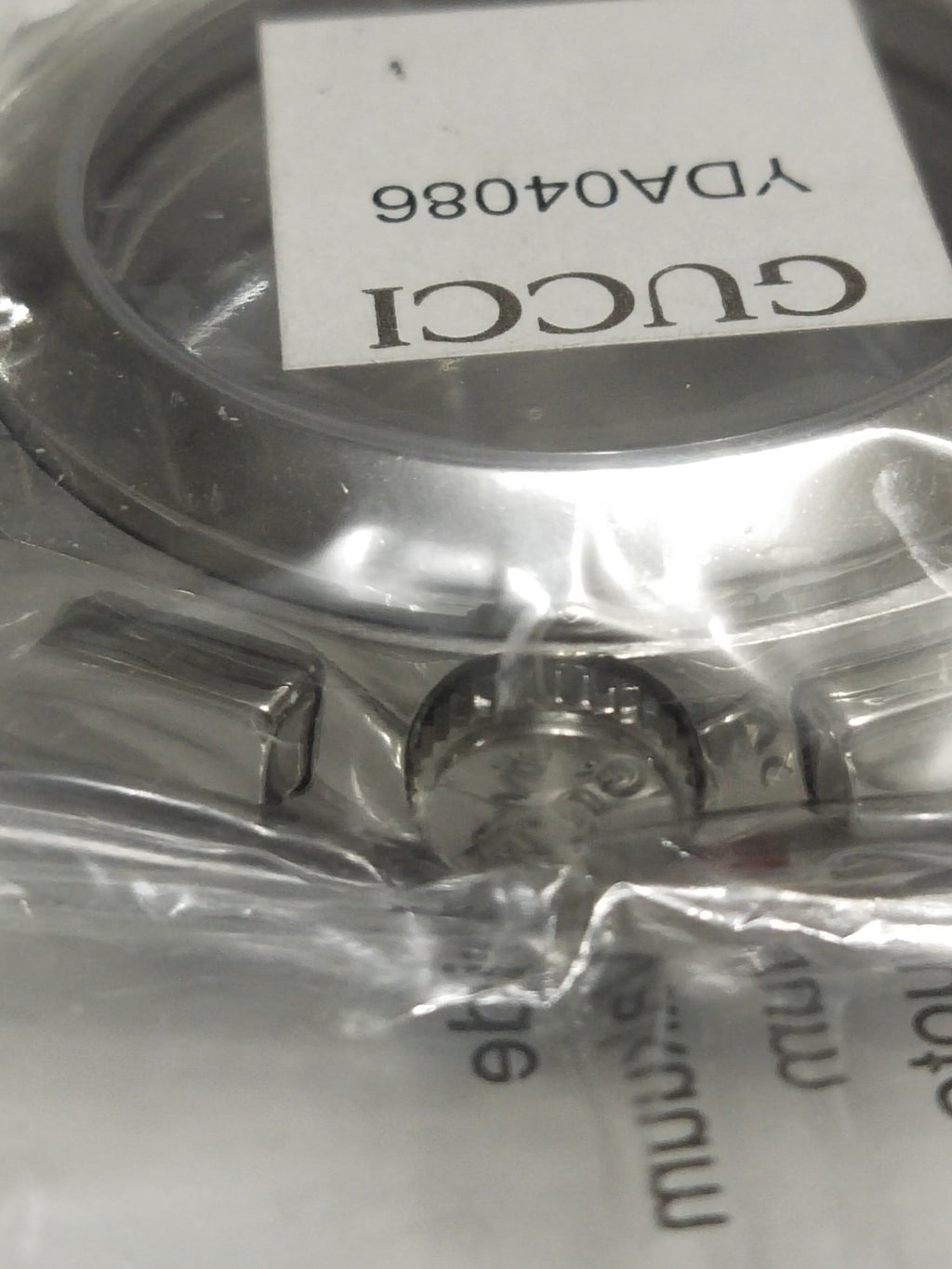 GUCCI Original / Complete Case/ Part No. YDA04086/Factory sealed 