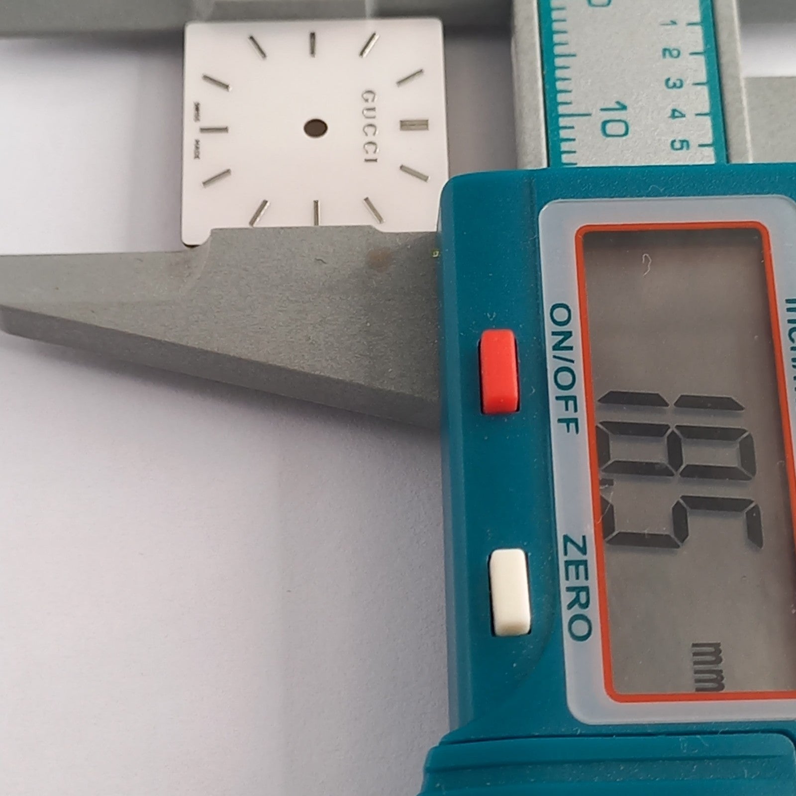 GUCCI Original / Dail  / Part No. YDA05197/ WHITE BLUE MOP